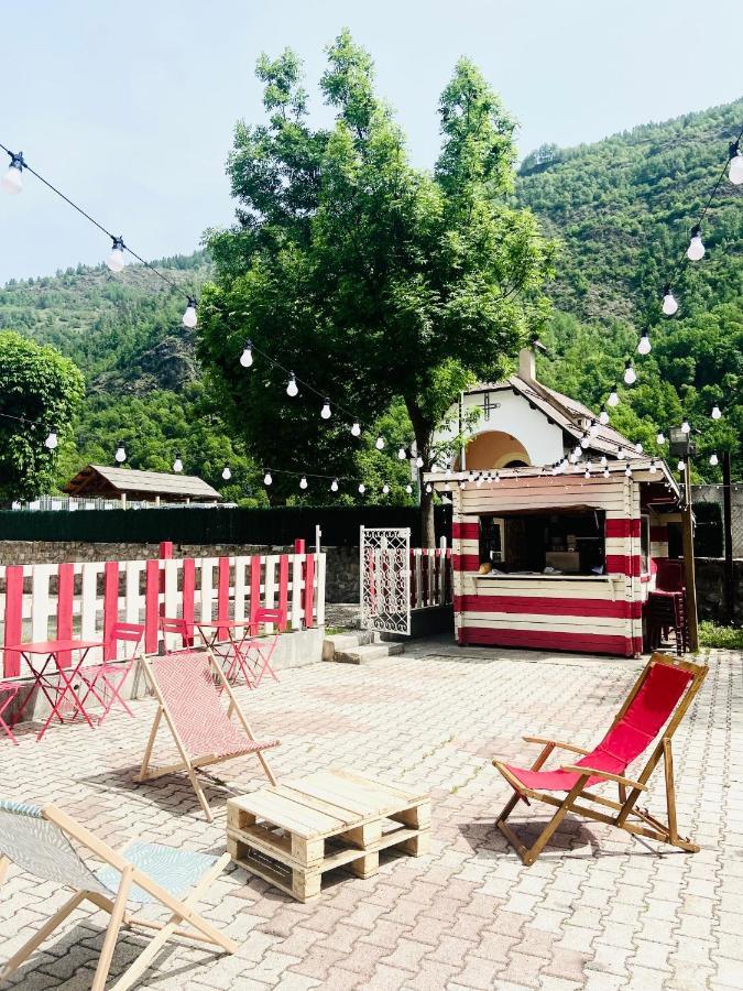 Le Rabuons Hotel Saint-Etienne-de-Tinee Bagian luar foto