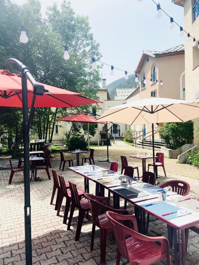 Le Rabuons Hotel Saint-Etienne-de-Tinee Bagian luar foto
